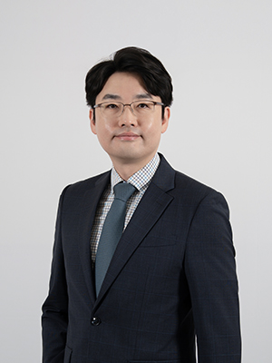 Kangwoo Cho